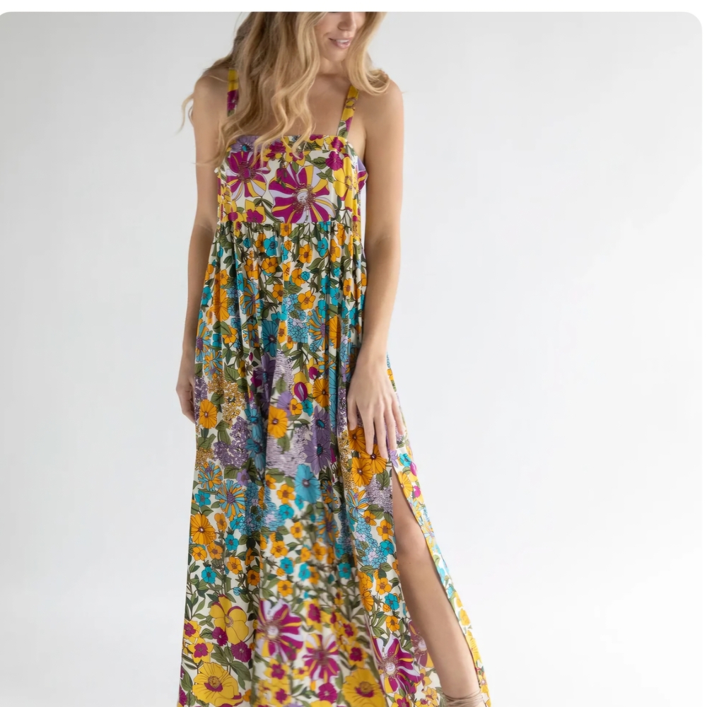 NATURAL LIFE Patti Side Slit Maxi Dress